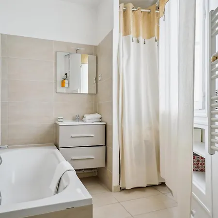 Luxury Apartment La Tour Paris Exterior photo